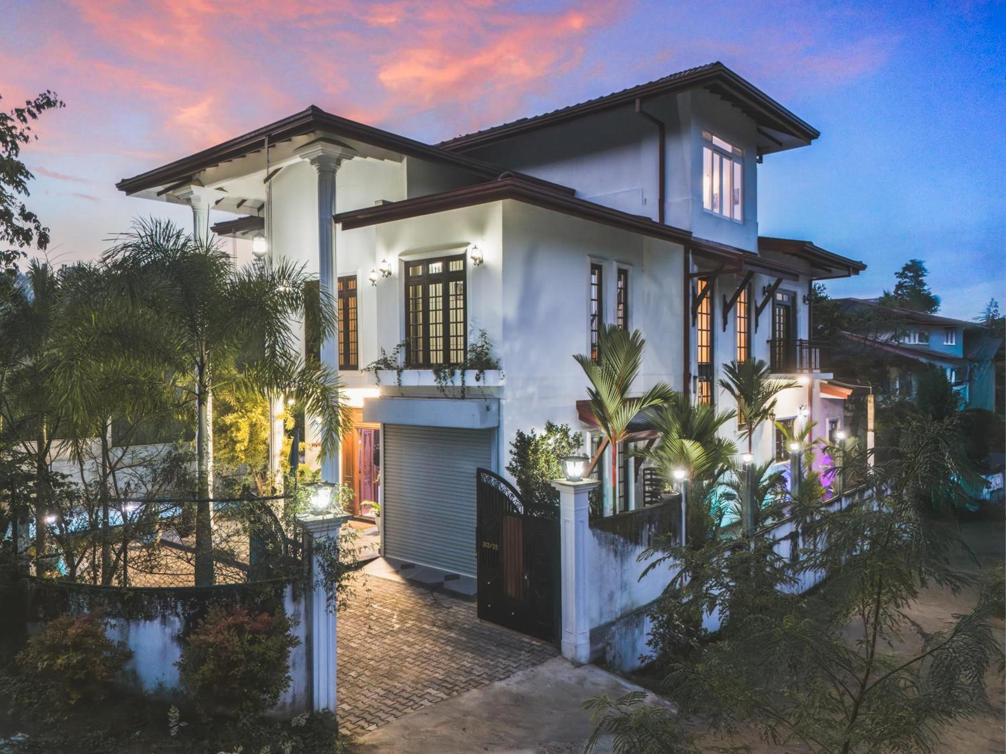 Horizon View Bed & Breakfast Канди Екстериор снимка
