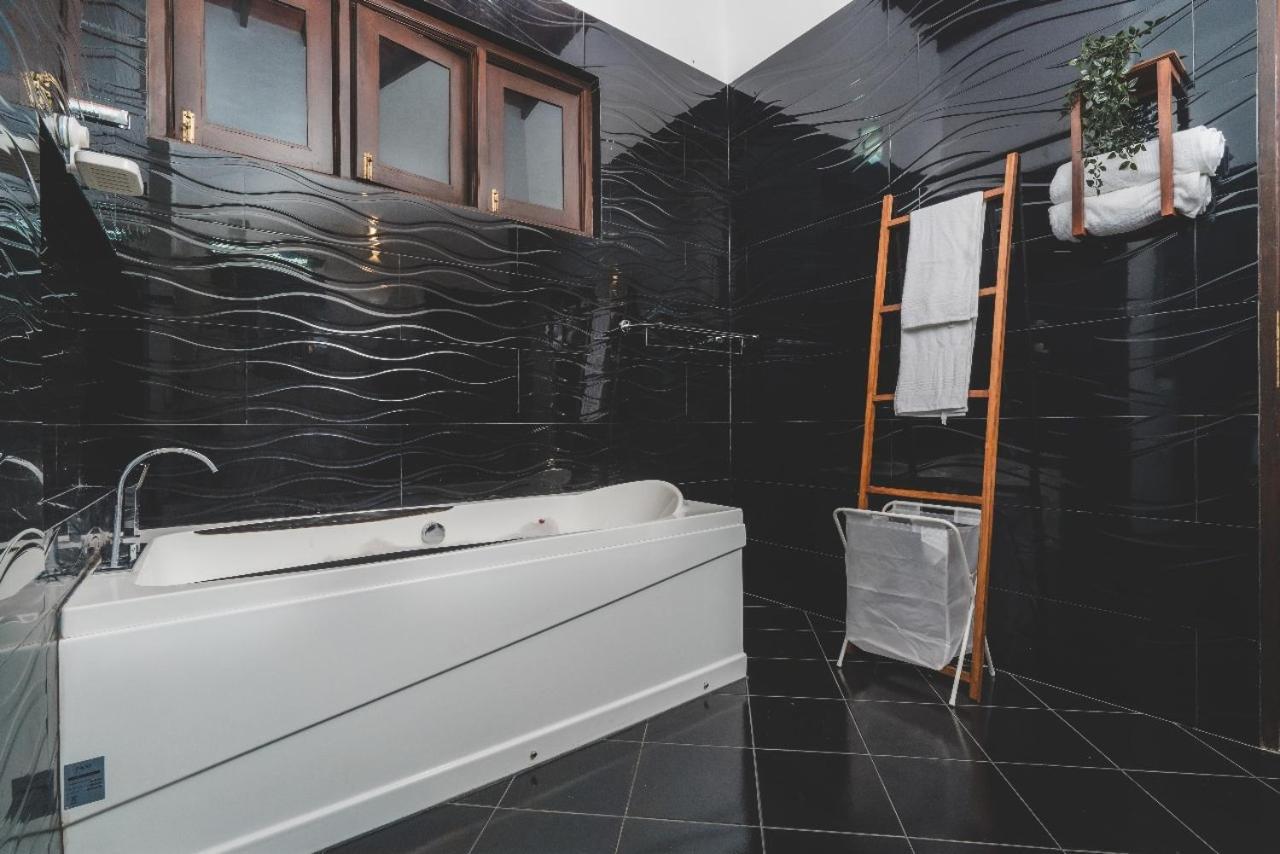 Horizon View Bed & Breakfast Канди Екстериор снимка